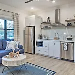 Airy Bentonville Studio Less Than 1 Mile To City Square!