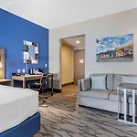 Best Western Plus Castlerock Inn & Suites