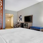 Best Western Plus Castlerock Inn & Suites
