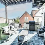 The Rooftop Terrace On The Square