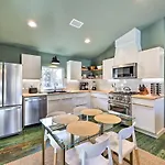 Modern Bentonville Home Mountain Bikers Paradise