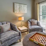 North Bentonville Vacation Rental Near Bike Trails