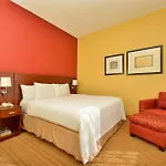 Courtyard By Marriott Bentonville
