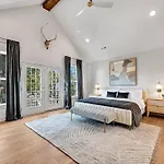 Lux Haus Bentonville, Momentary Views & Bike Trail
