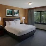 Doubletree Suites By Hilton Bentonville
