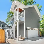 Studio A On Central Avenue