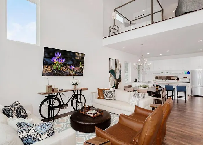 The Tourmaline - Free Guest Bicycles - 3Br
