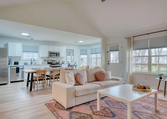 Modern 3Br Home Half Mile To Bentonville Square