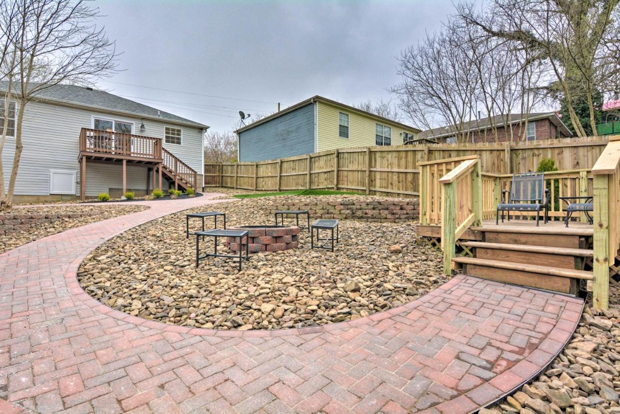 Updated And Modern House Less Than 1 Mi To Dtwn Bentonville! Holiday home Bentonville