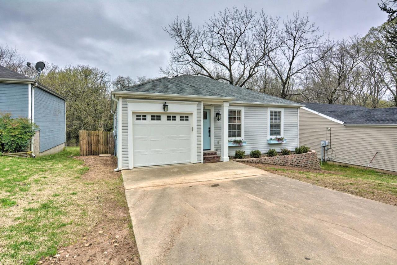 Updated And Modern House Less Than 1 Mi To Dtwn Bentonville! Holiday home *