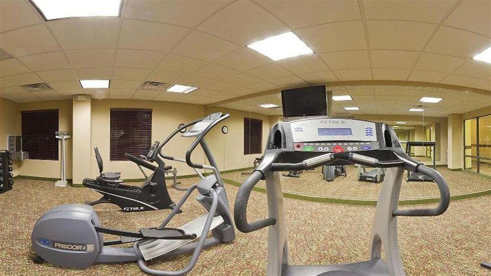 Hotel Express & By Ihg Bentonville