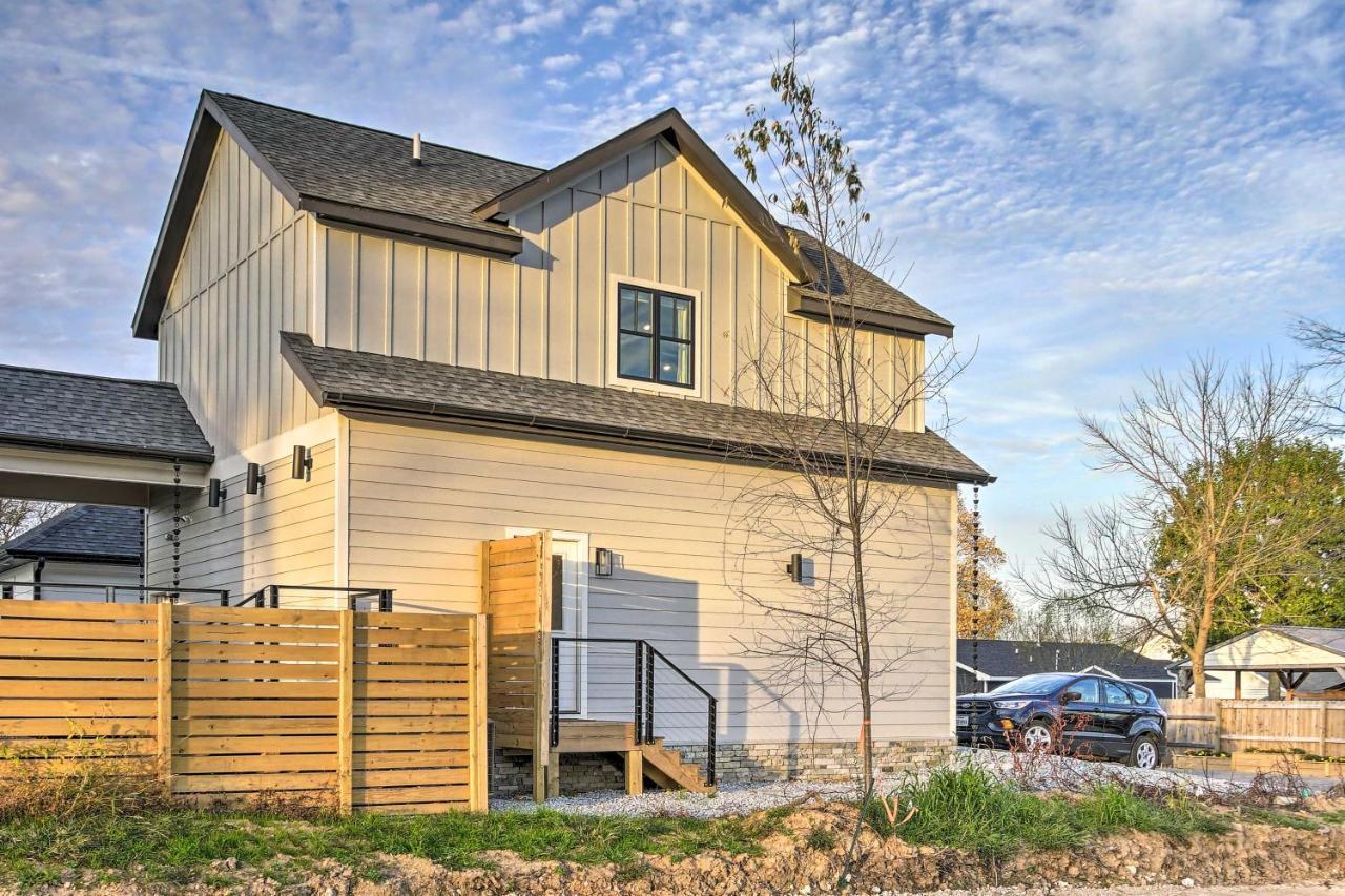 Airy Less Than 1 Mile To Square! Bentonville