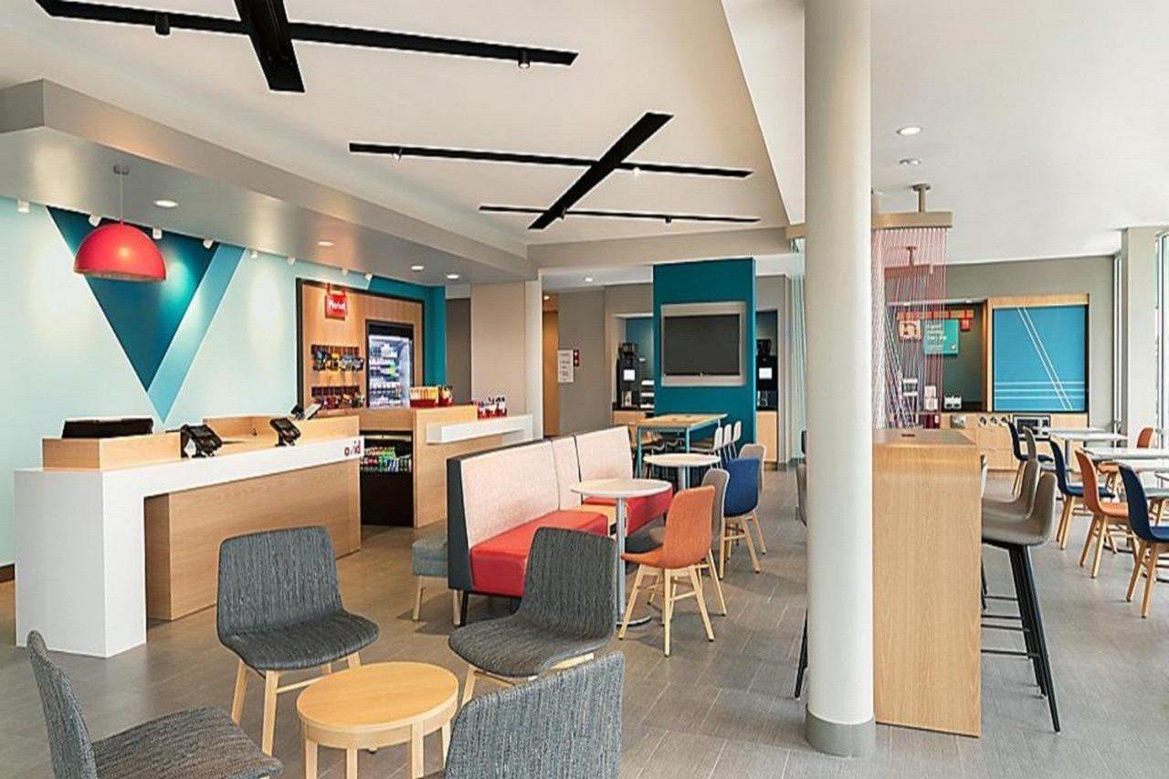 Avid - - Rogers By Ihg 2*