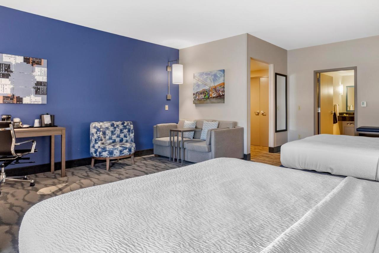 Best Western Plus Castlerock & 3*