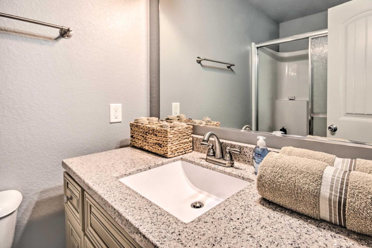 Cozy Duplex, Walk To Square! Bentonville