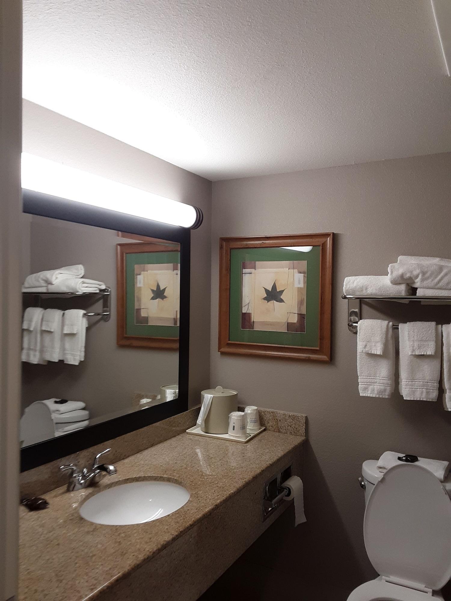 Wingate By Wyndham Bentonville