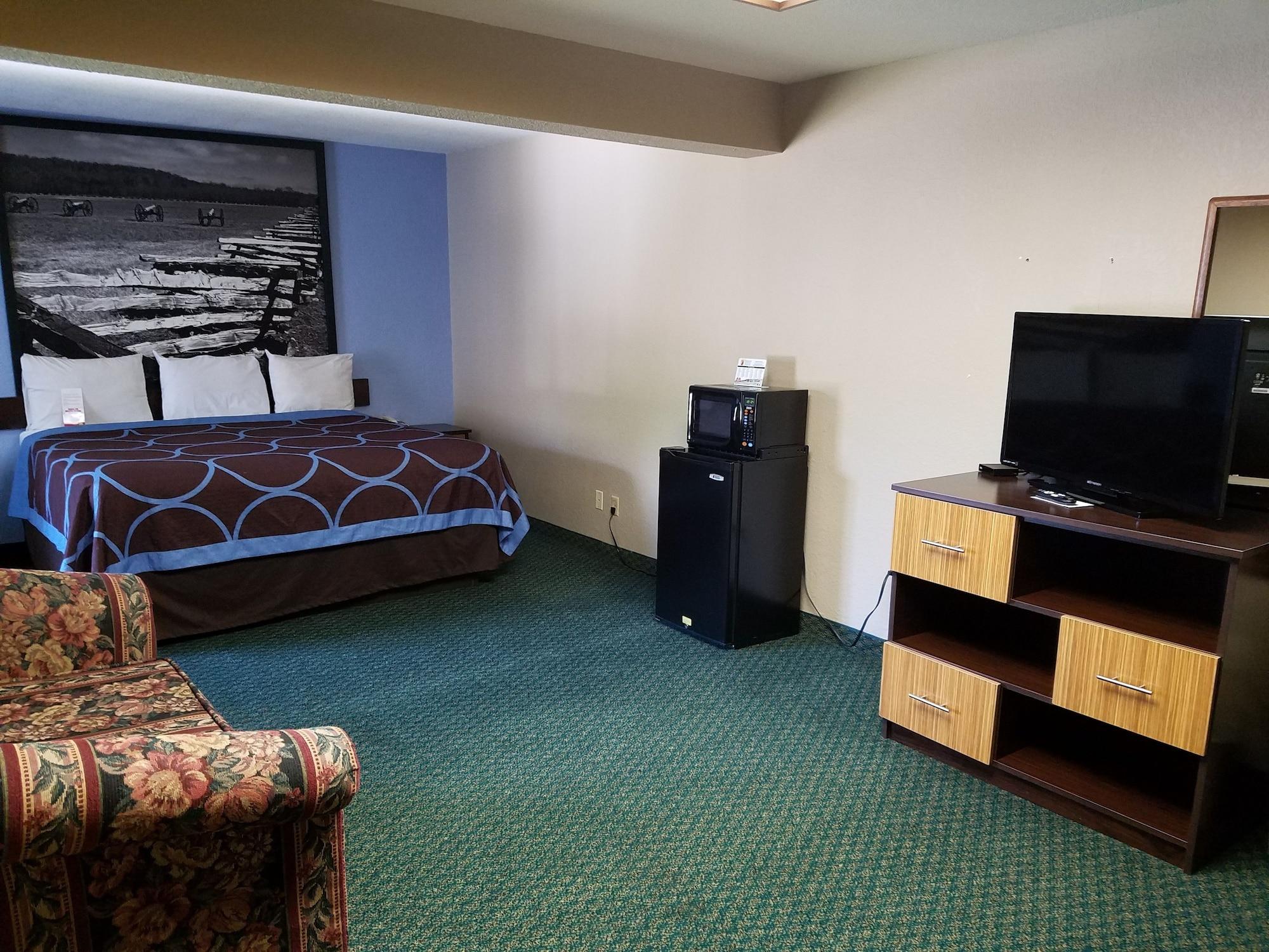 Super 8 By Wyndham 2* Bentonville