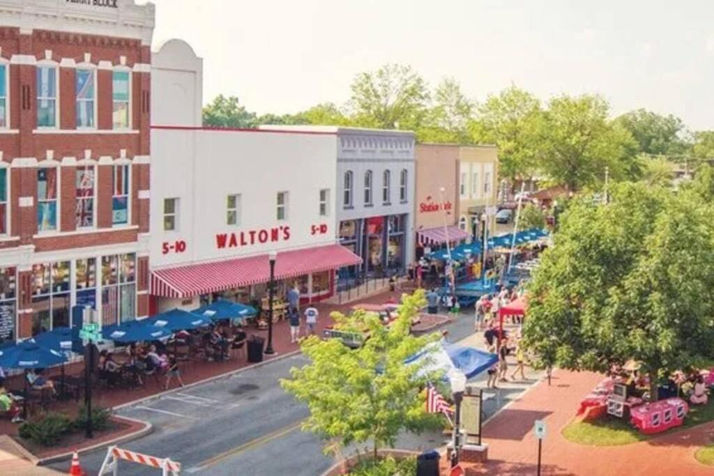 The On Ast., Downtown Near All!