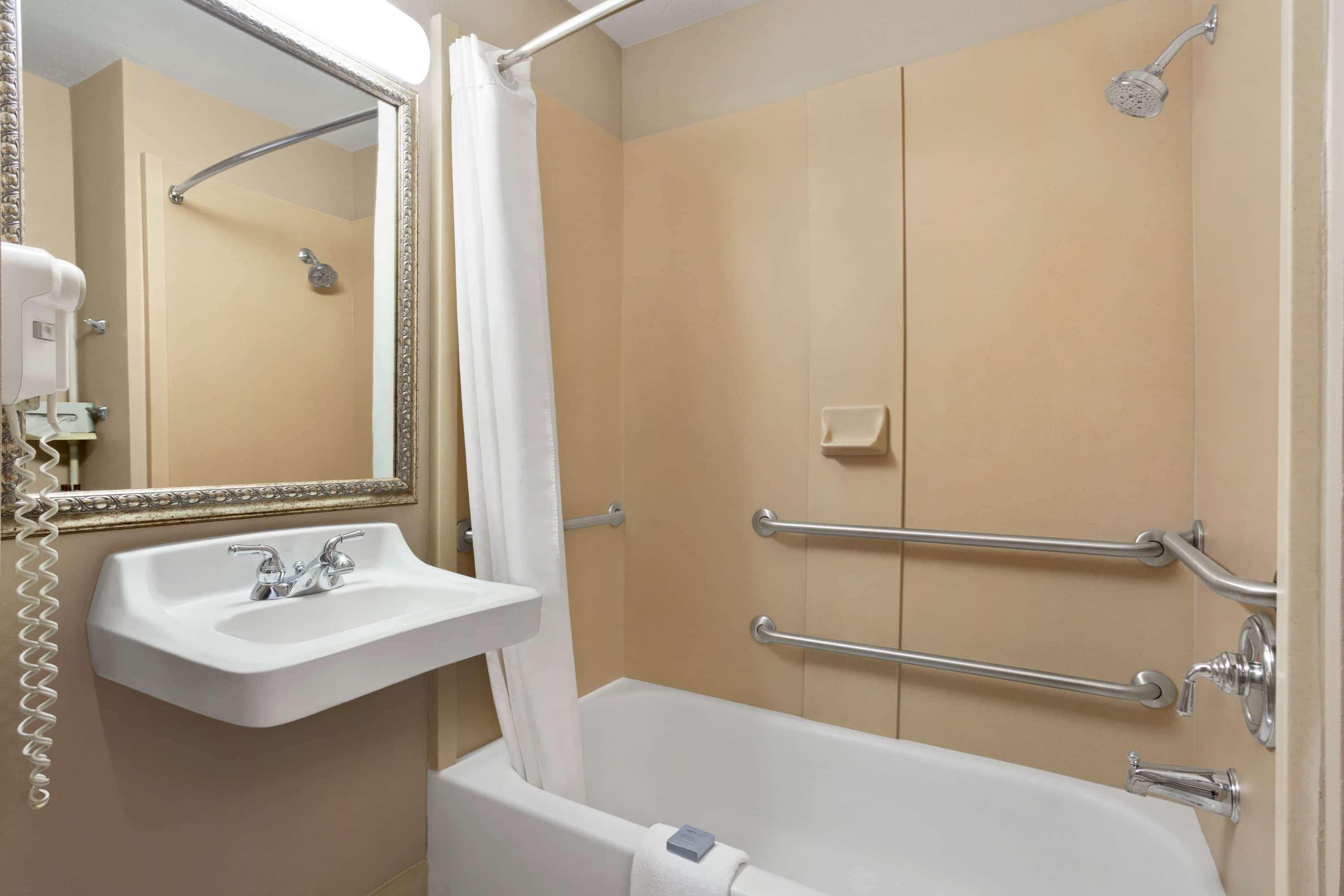 Hotel Wingate By Wyndham Bentonville