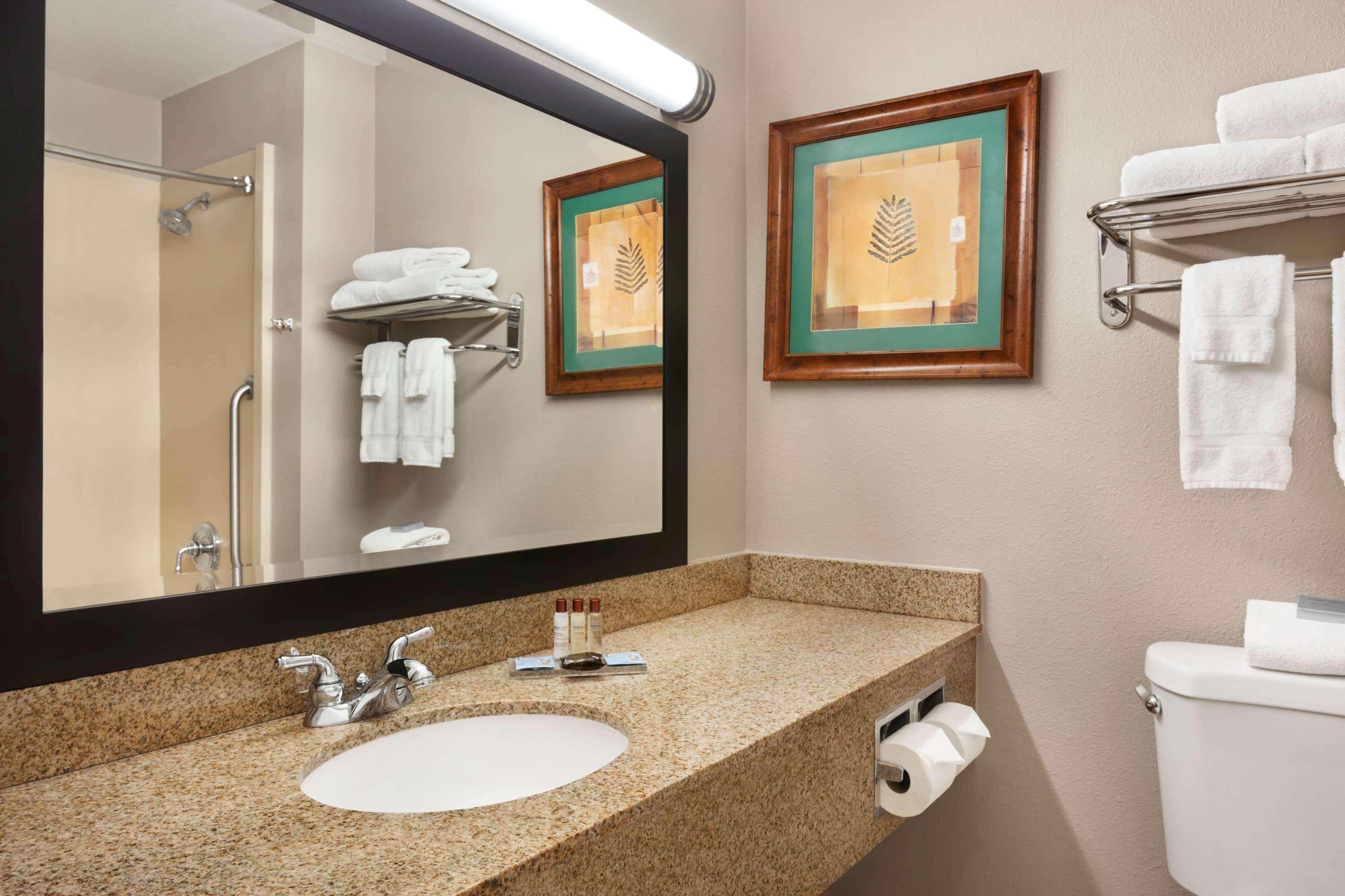 Hotel Wingate By Wyndham Bentonville
