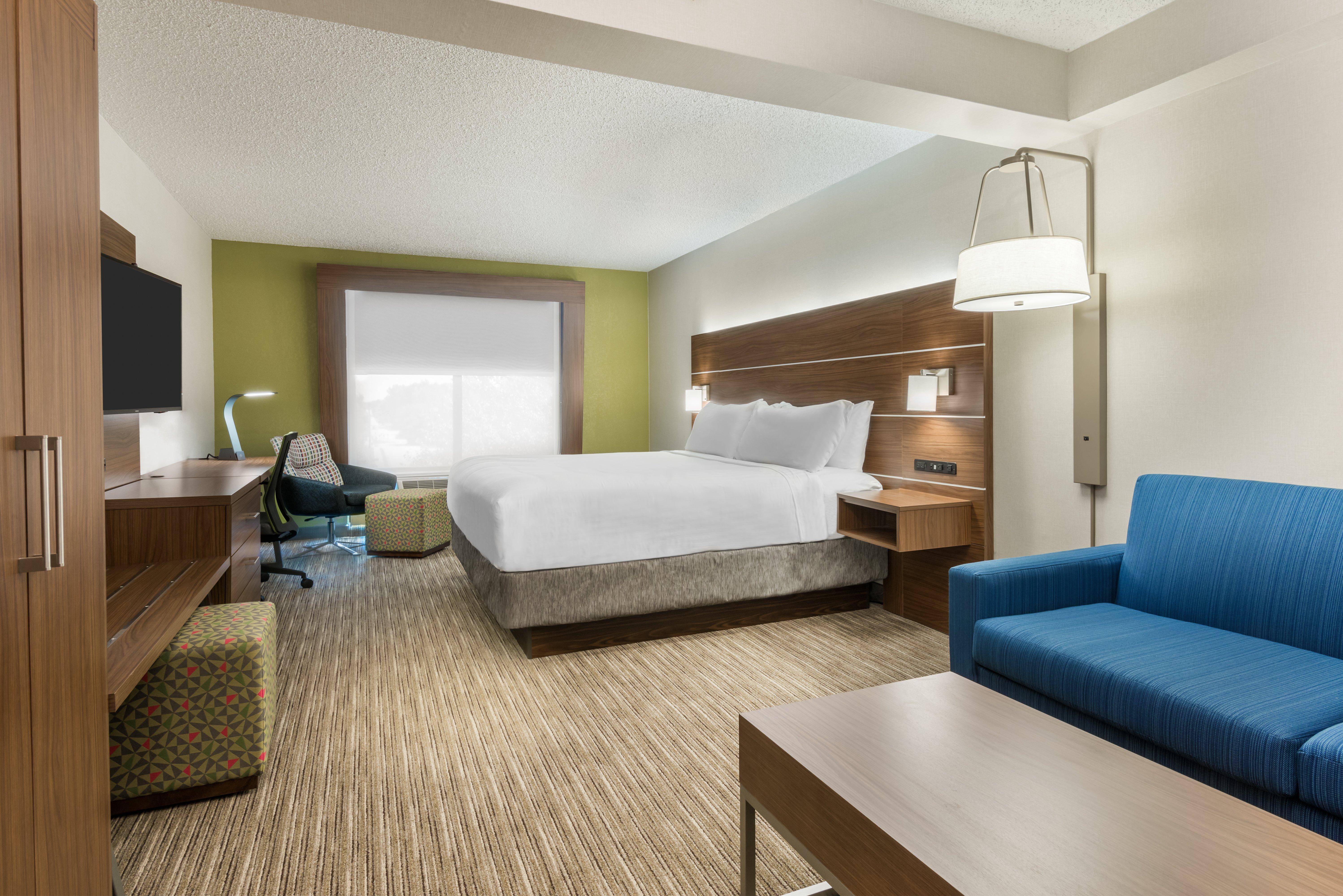 Express & By Ihg