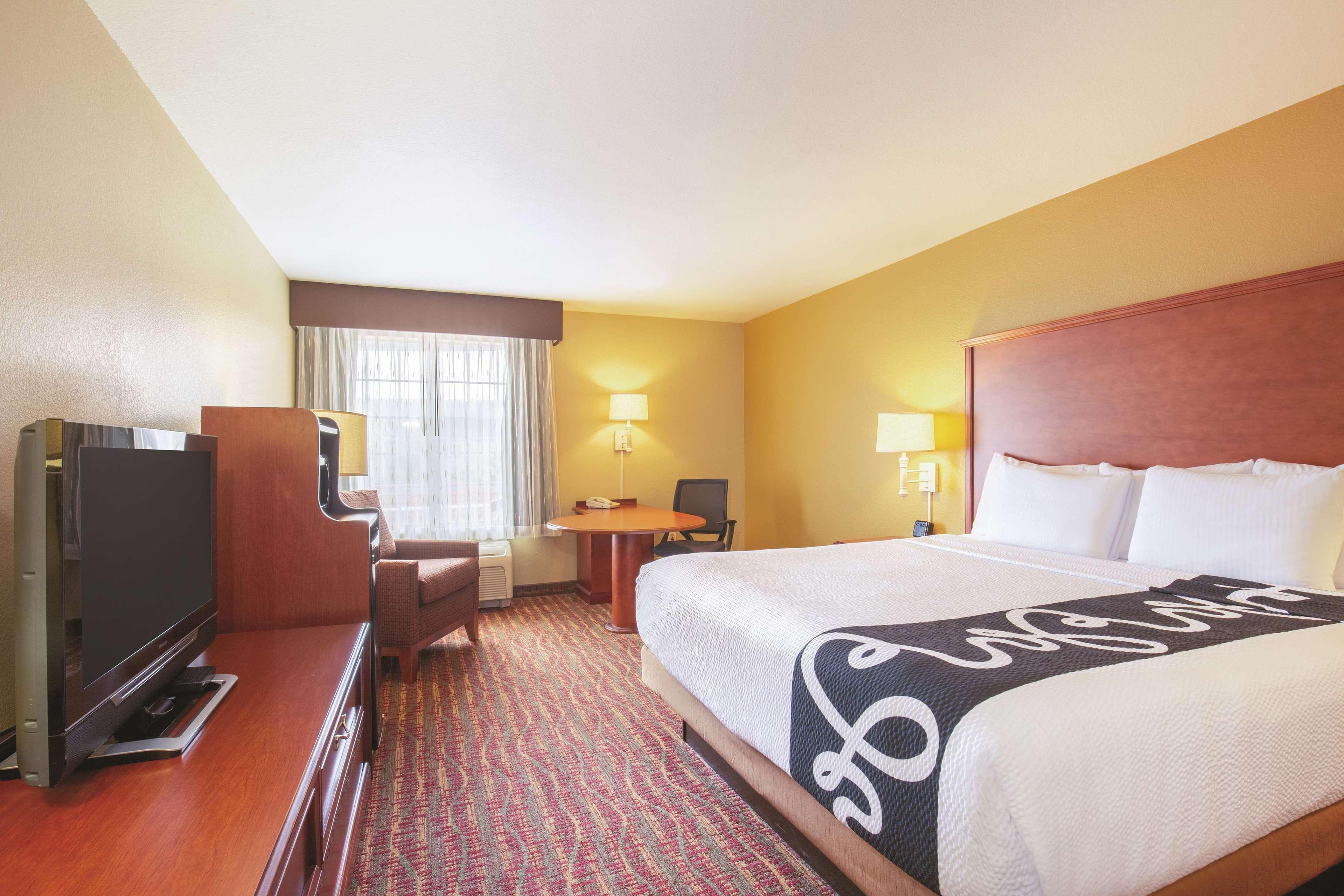 Hotel La Quinta By Wyndham 3*