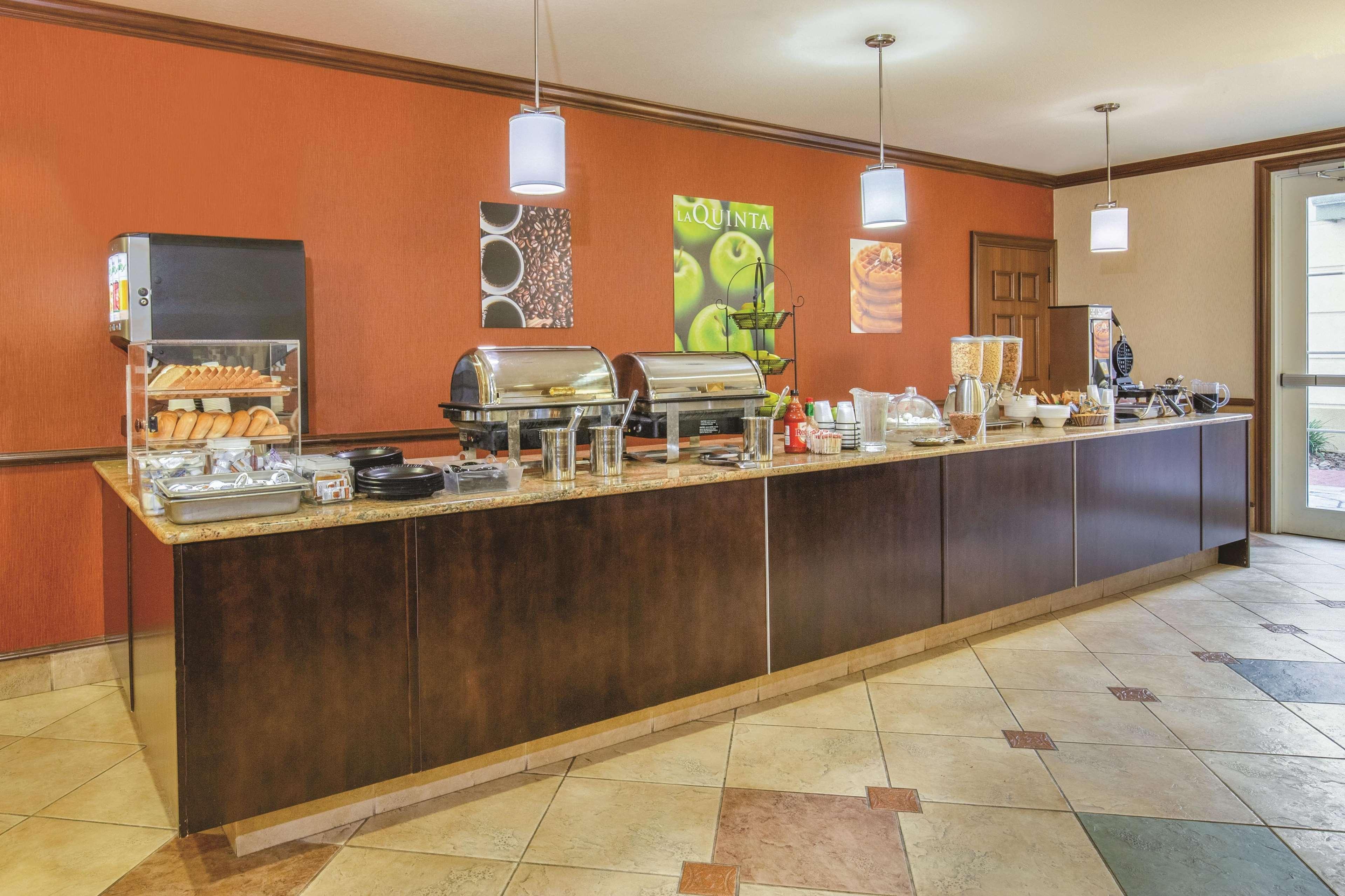 Hotel La Quinta By Wyndham 3*