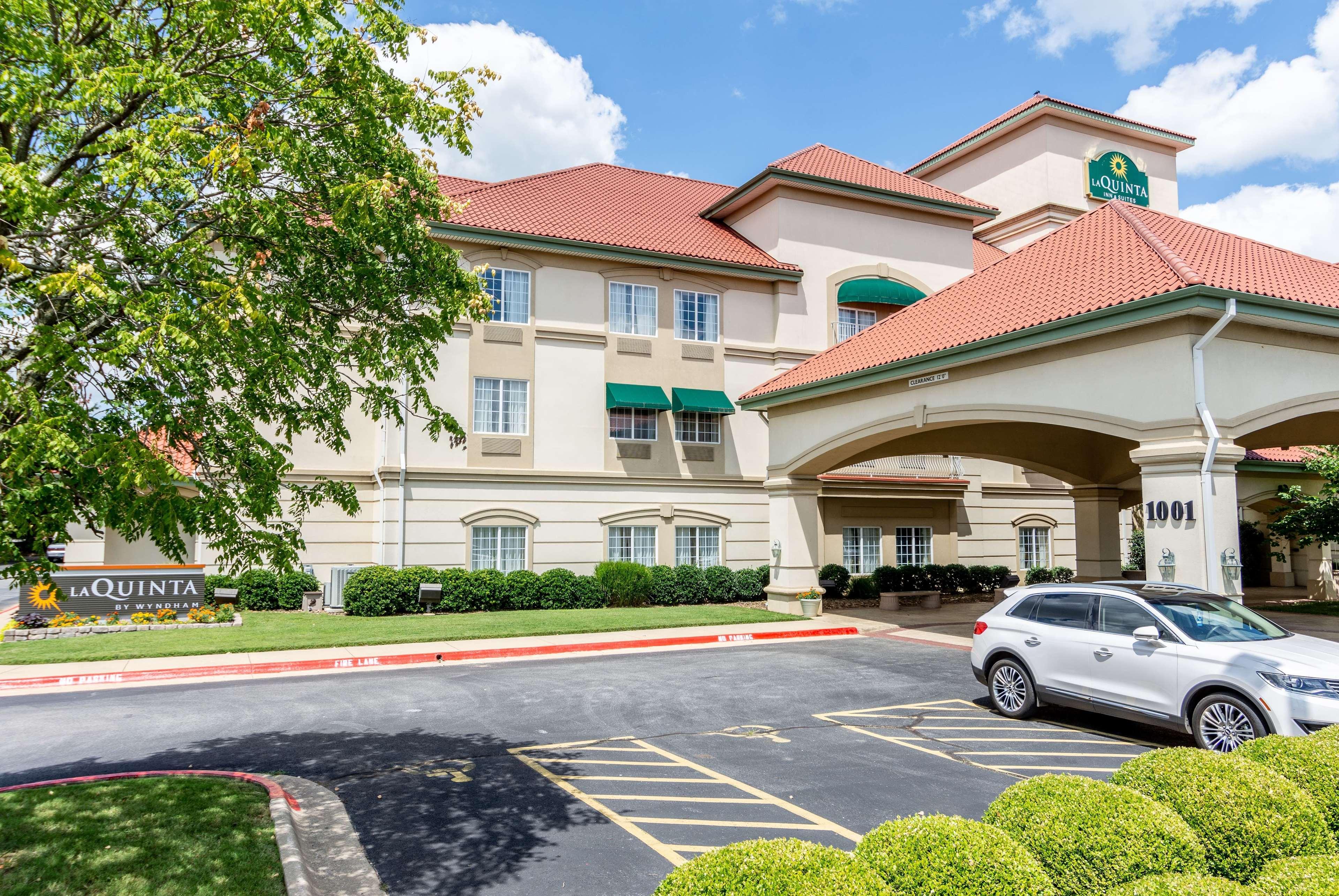 Hotel La Quinta By Wyndham 3*