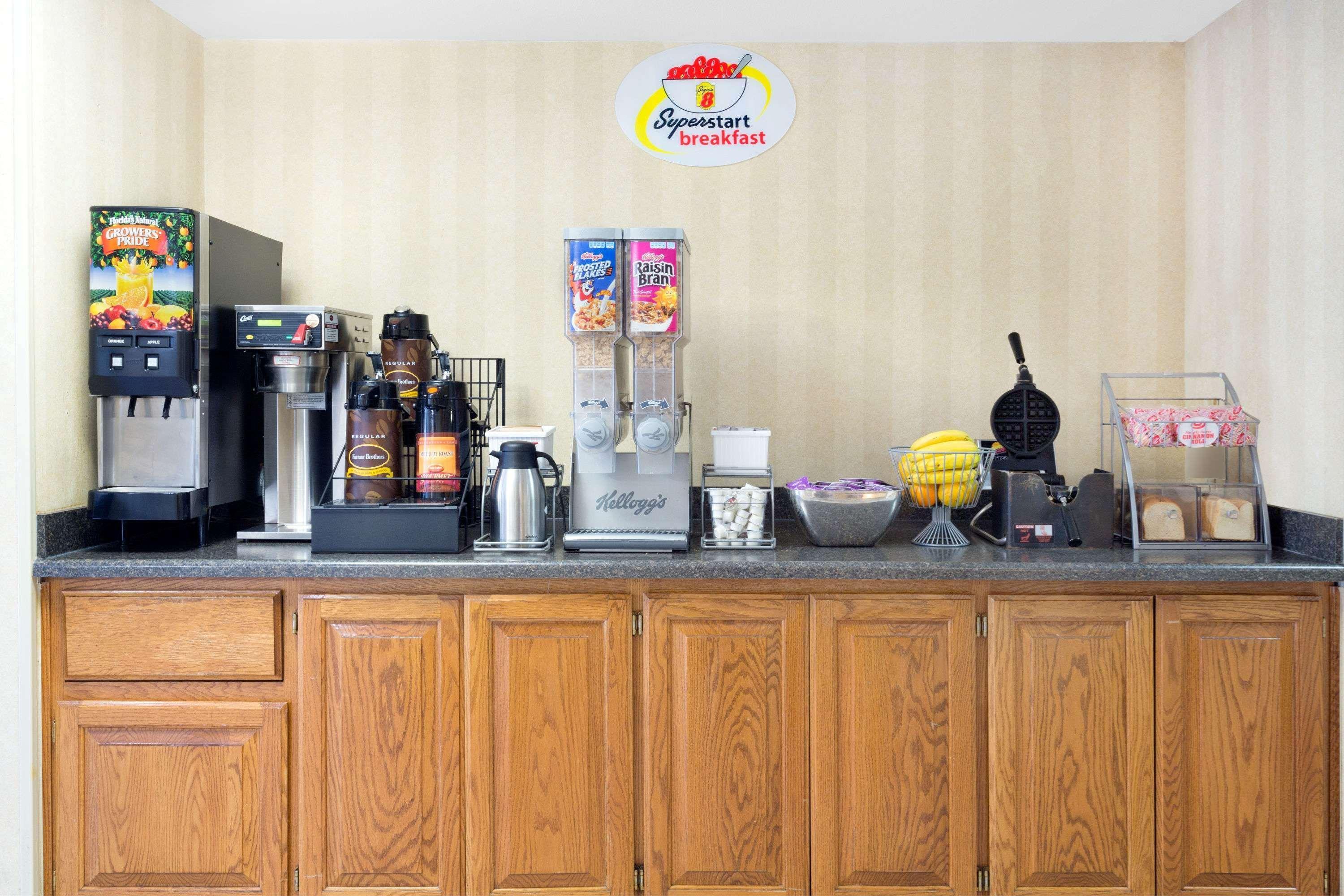 Motel Super 8 By Wyndham 2*