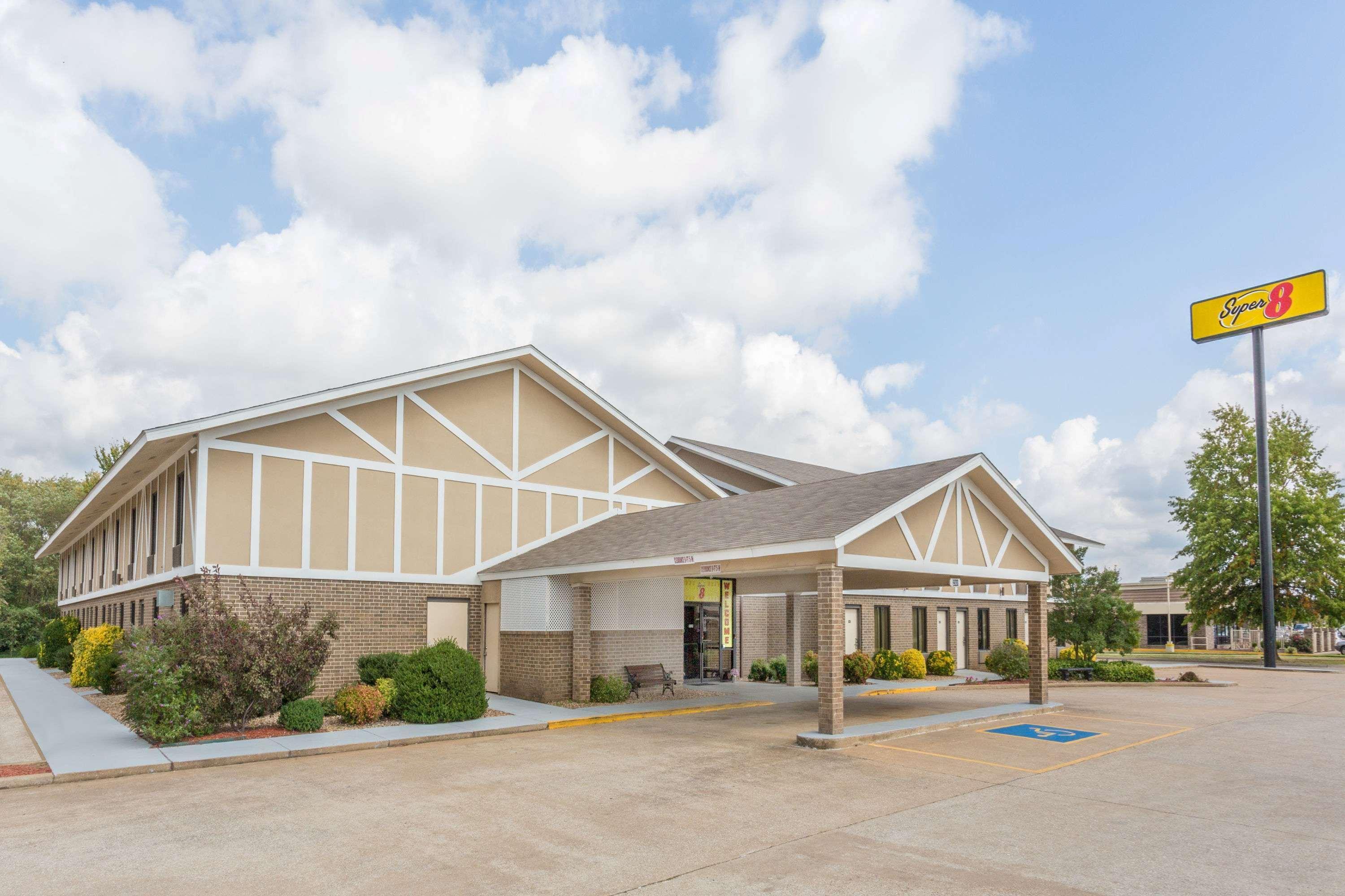 Super 8 By Wyndham 2*