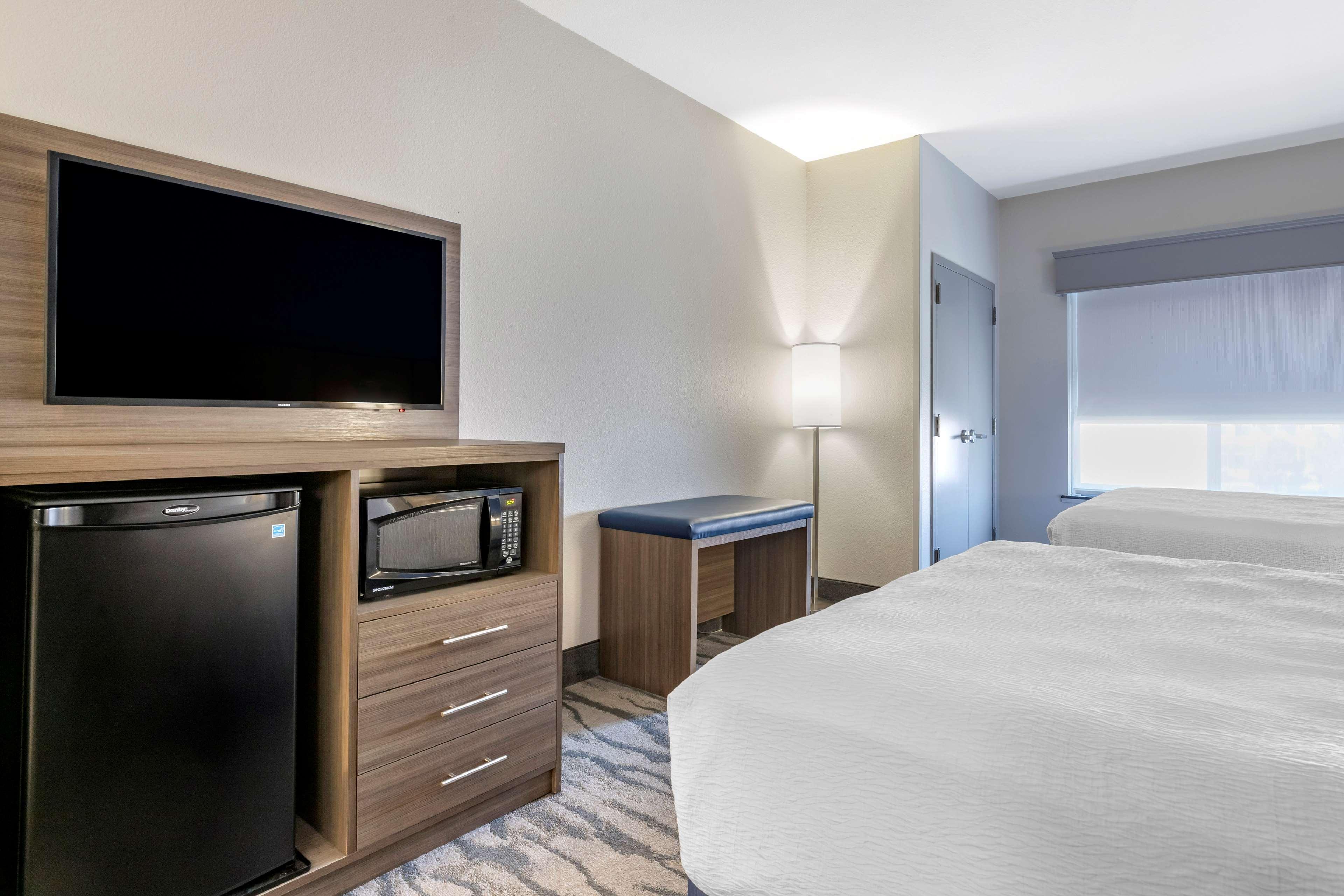 Best Western Plus Castlerock & 3*