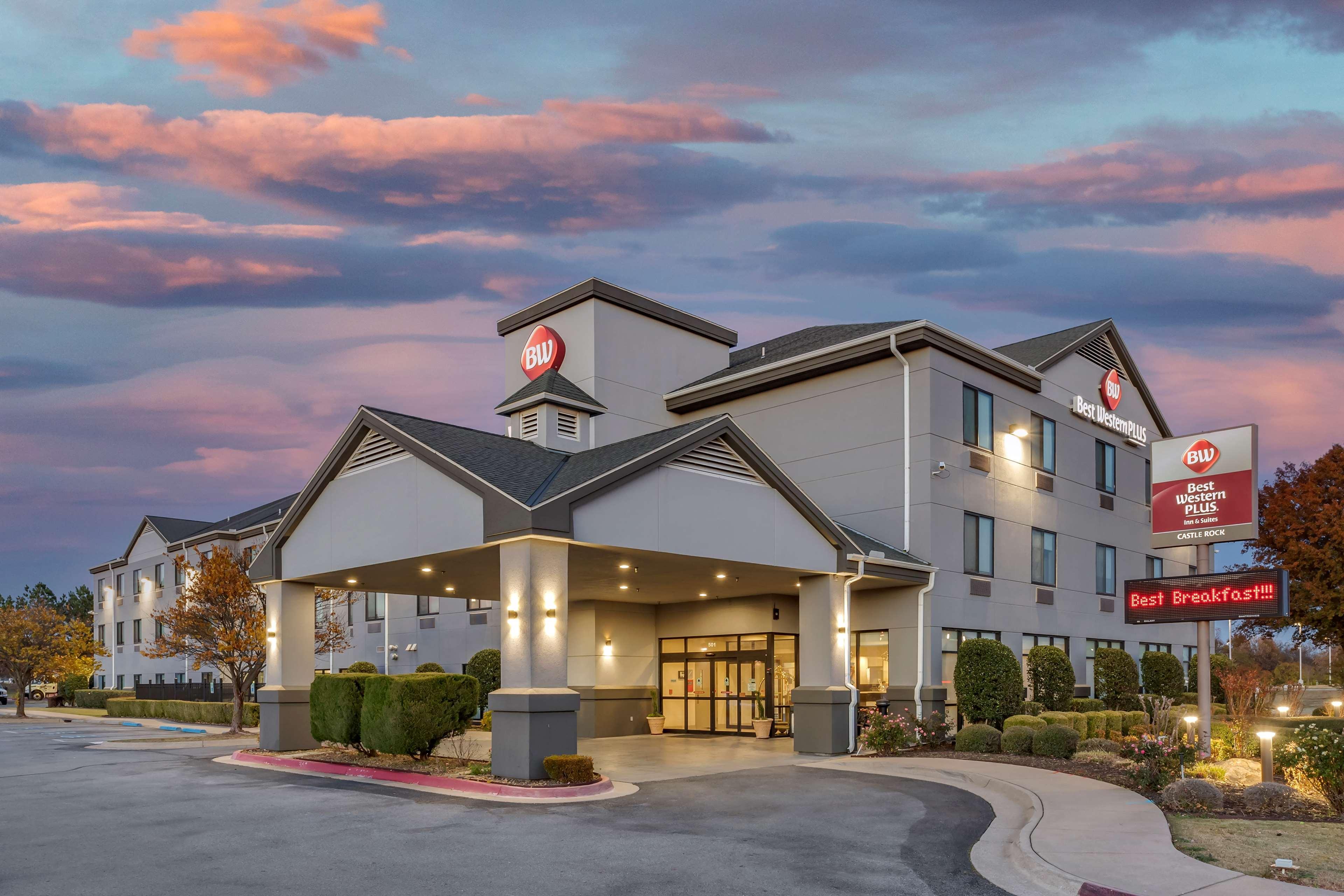 Best Western Plus Castlerock & Hotel 3*