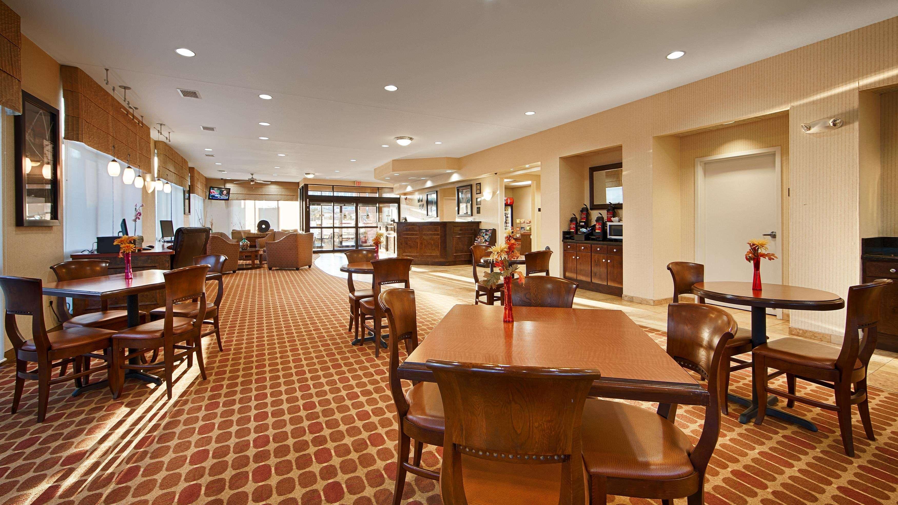 Best Western Plus Castlerock & 3*