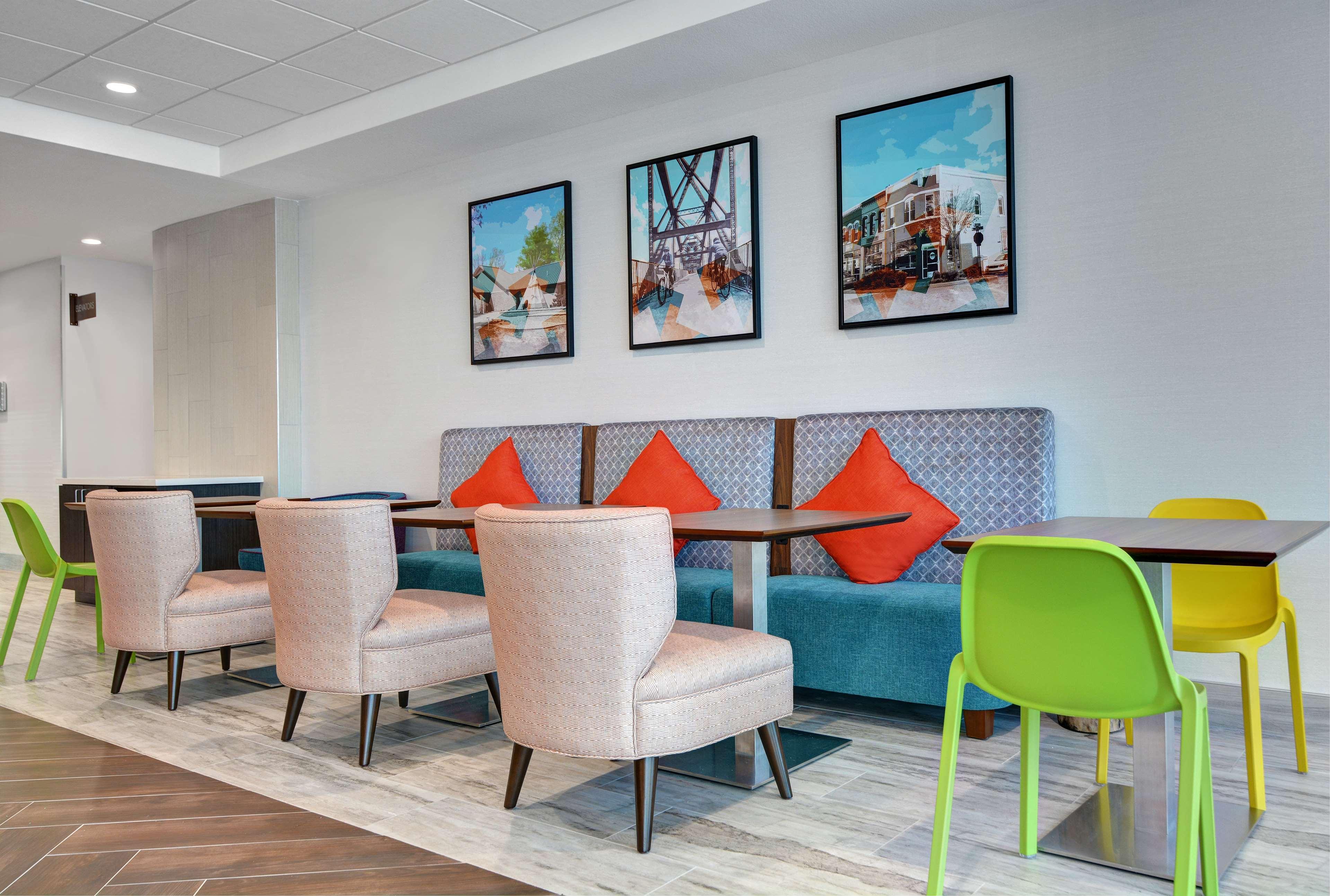 Home2 By Hilton Rogers Hotel Bentonville