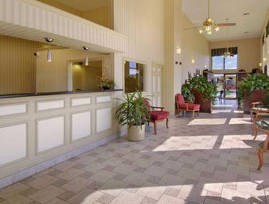 Motel Super 8 By Wyndham Bentonville