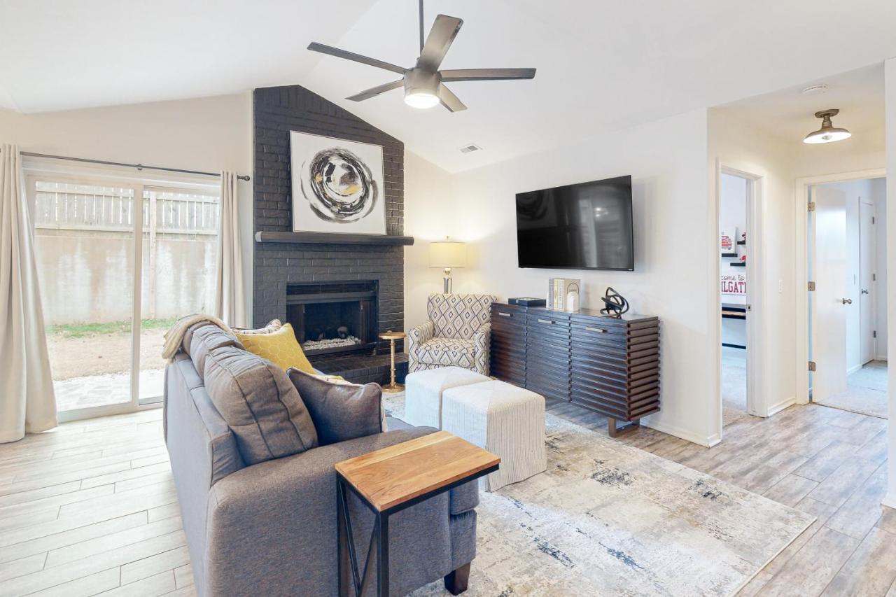 Ozk Trail House * Bentonville