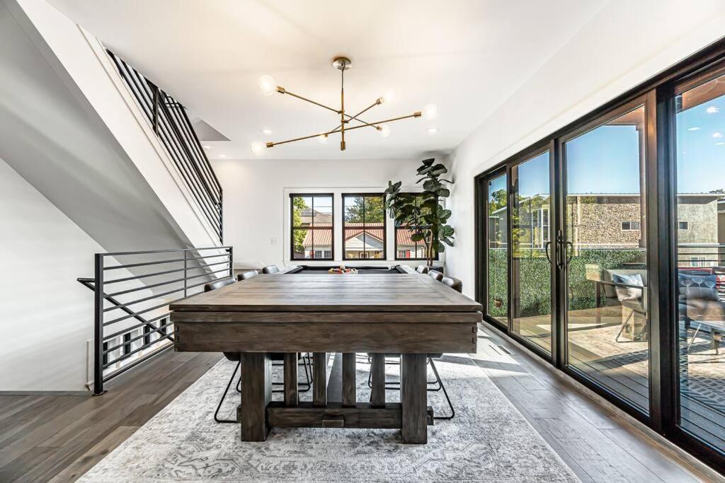 The Rooftop Terrace On The Square Holiday home *