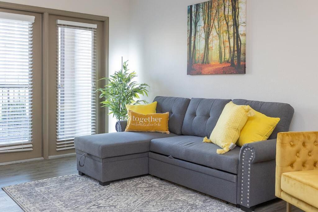 Apartment The Charming Canary *