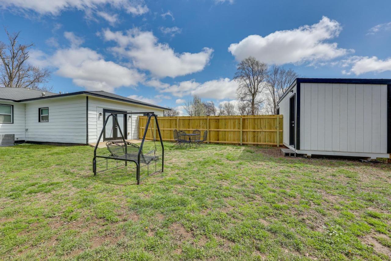 Cozy Duplex, Walk To Square!