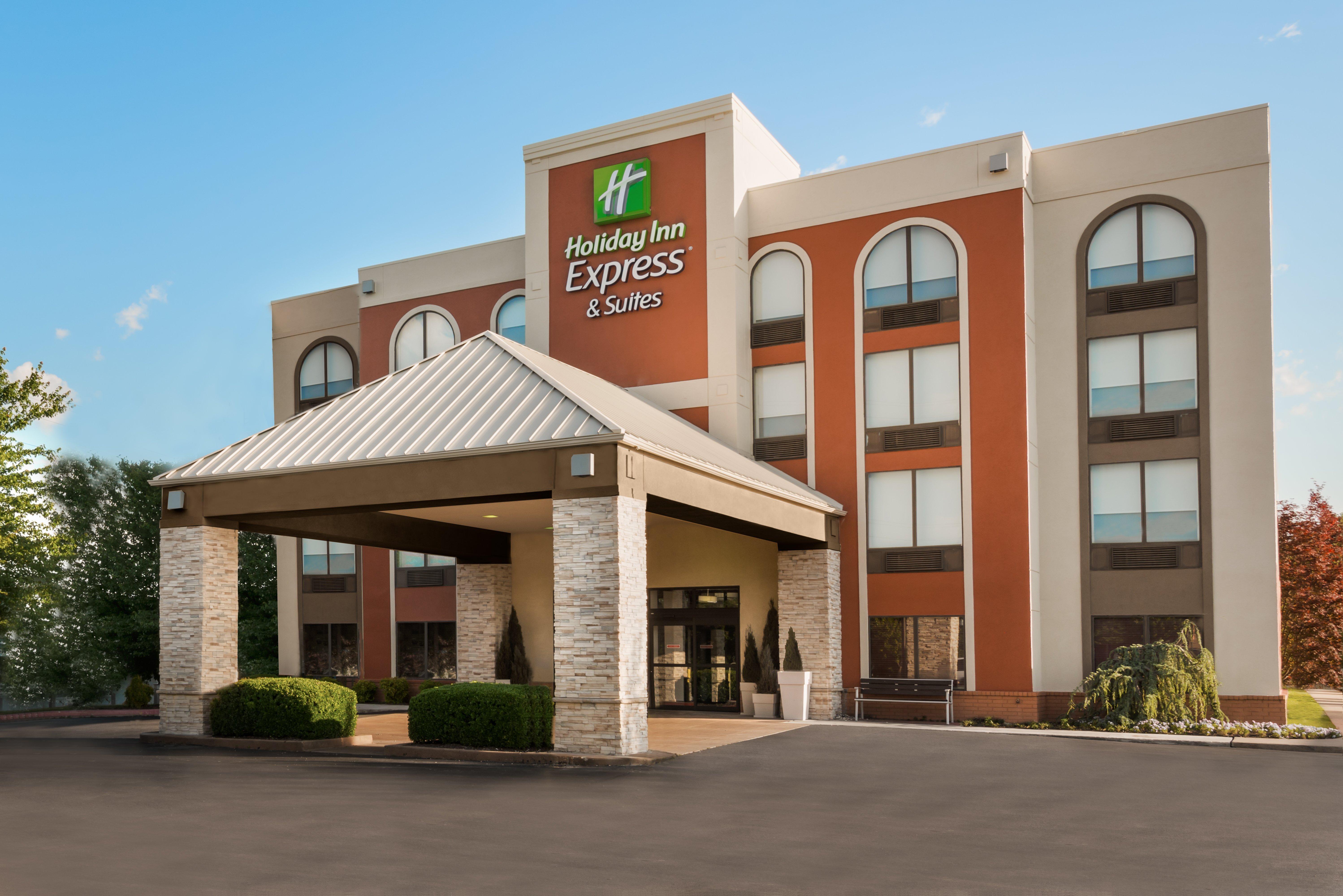 Express & By Ihg Hotel 2*