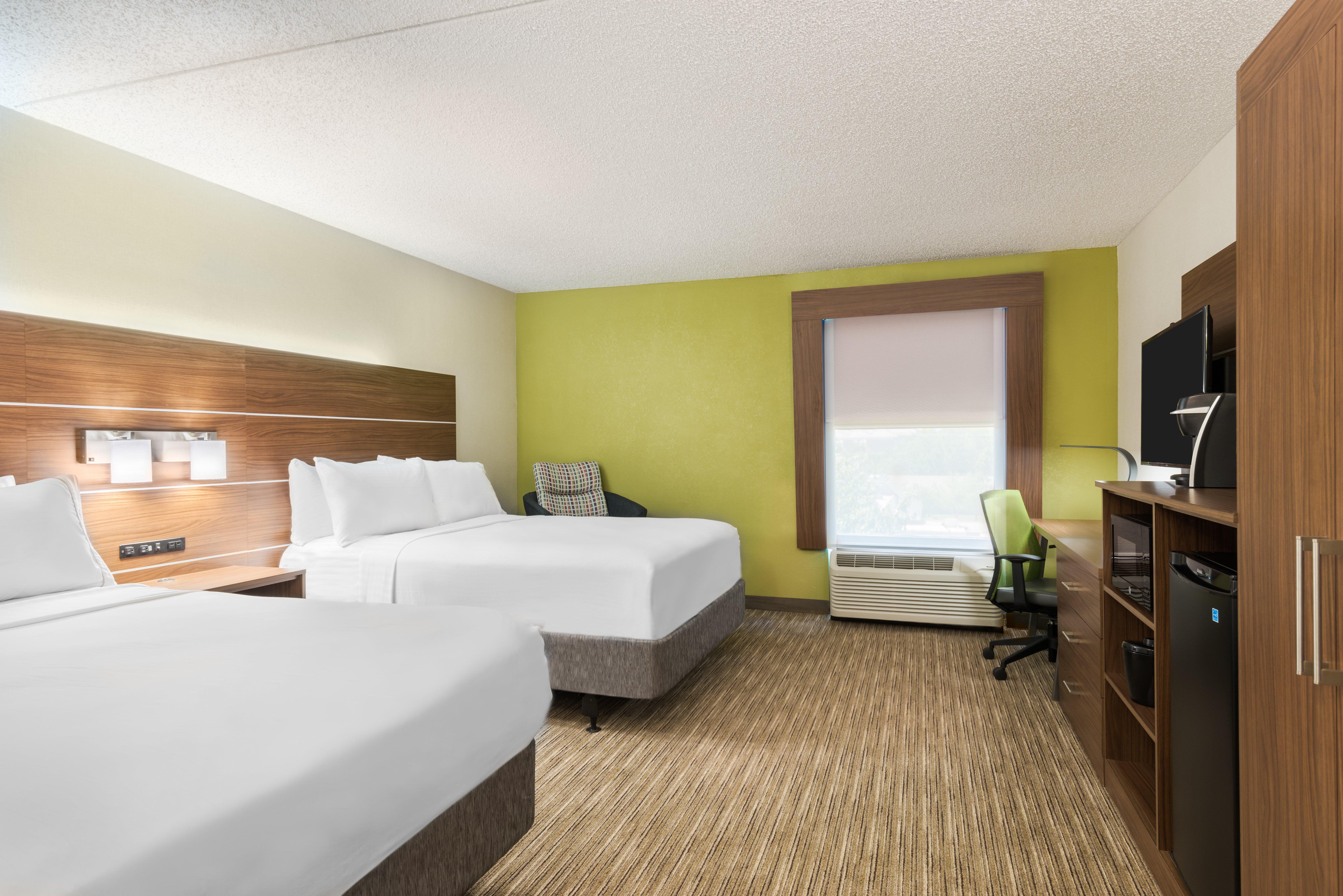 Express & By Ihg 2* Bentonville