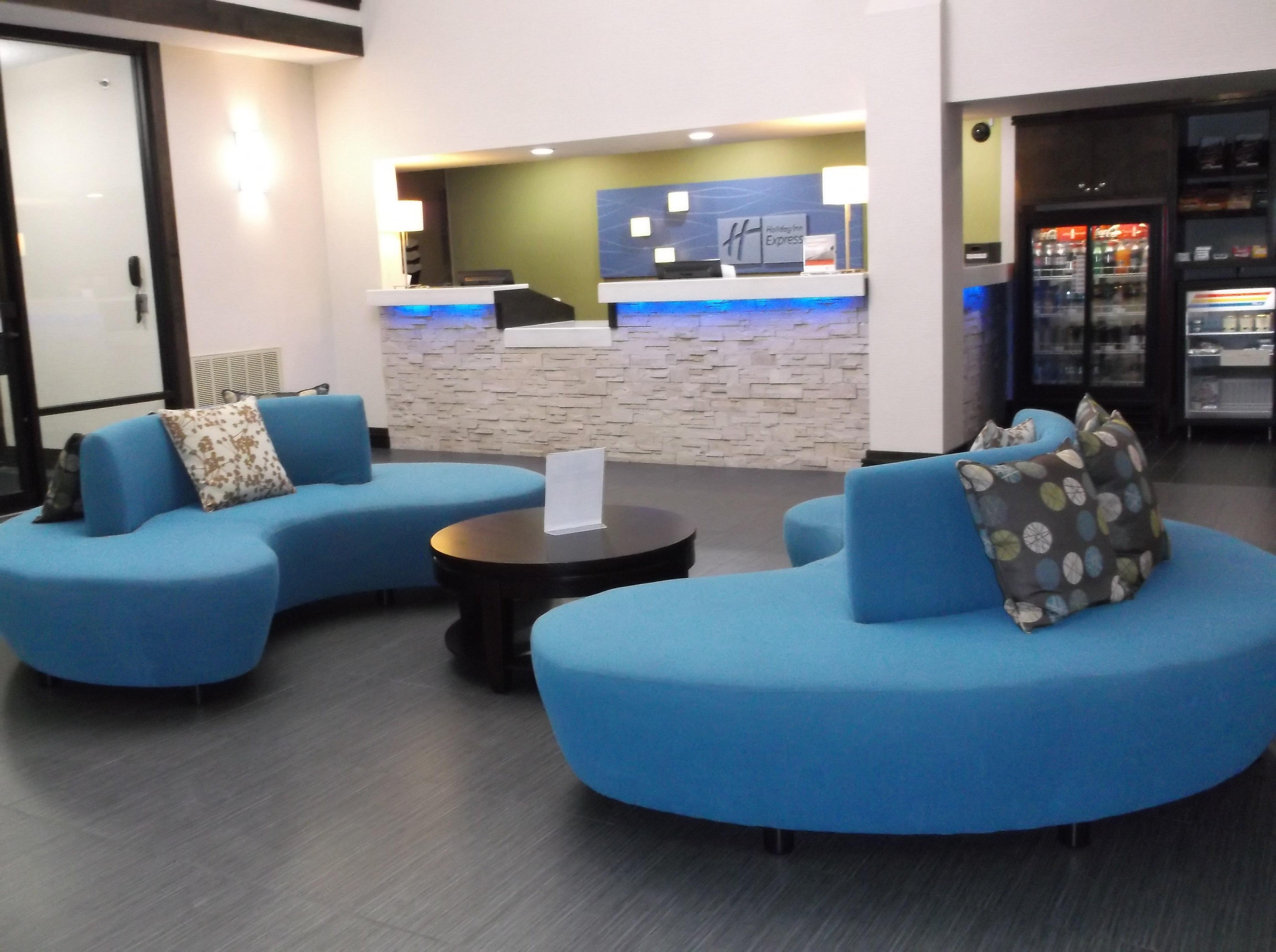 Hotel Express & By Ihg Bentonville