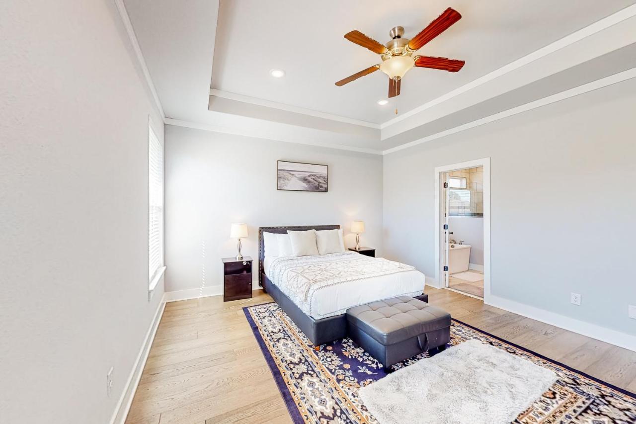 Life Is Good On 18th Street Holiday home Bentonville