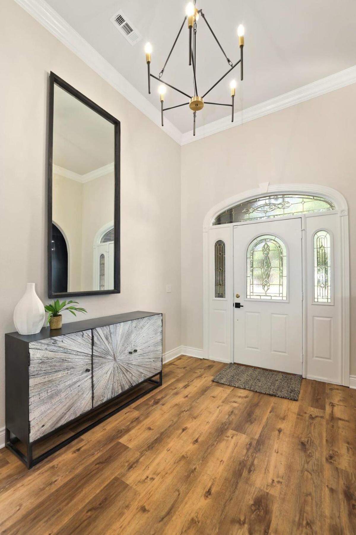Poolside Place-game Room-mtb-friendly
