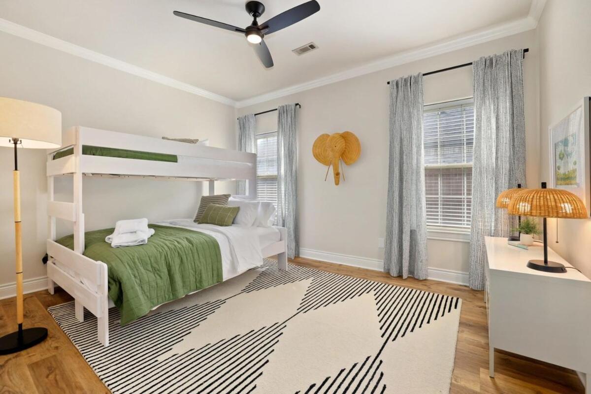 Poolside Place-game Room-mtb-friendly Bentonville