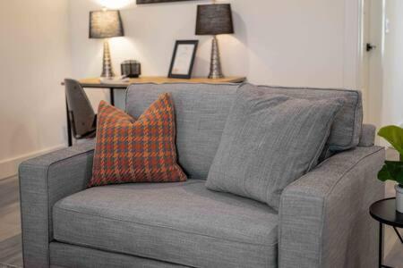 The O'keeffe-2nd Floor Boutique Holiday home *