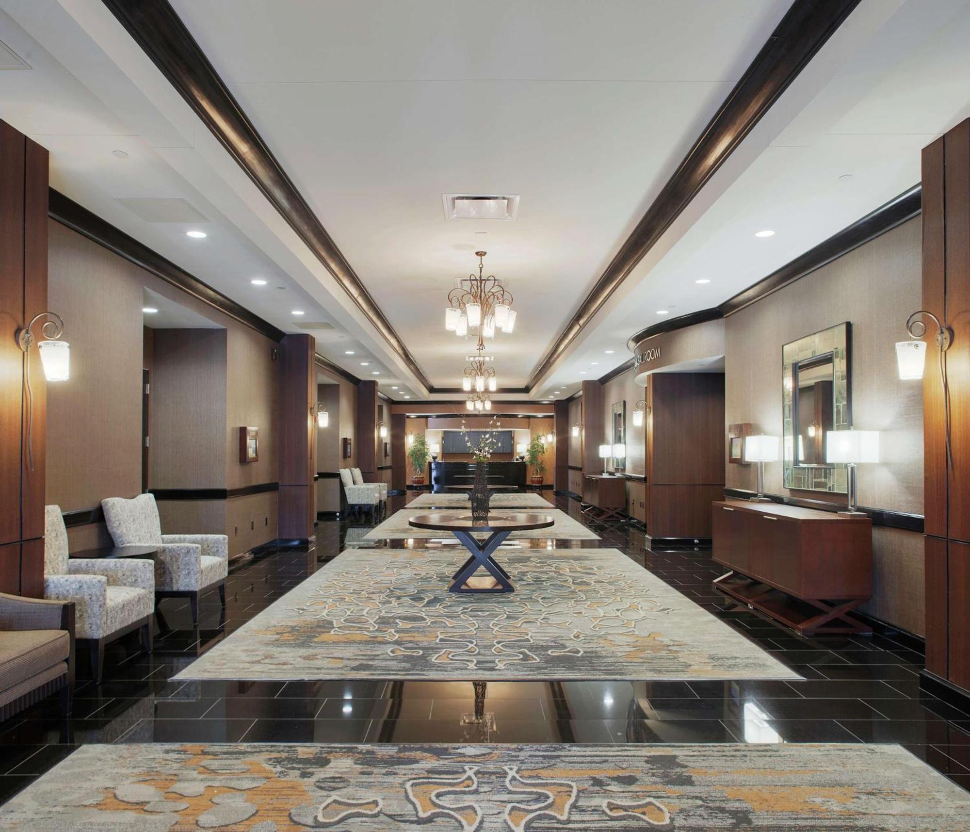 Doubletree By Hilton Bentonville