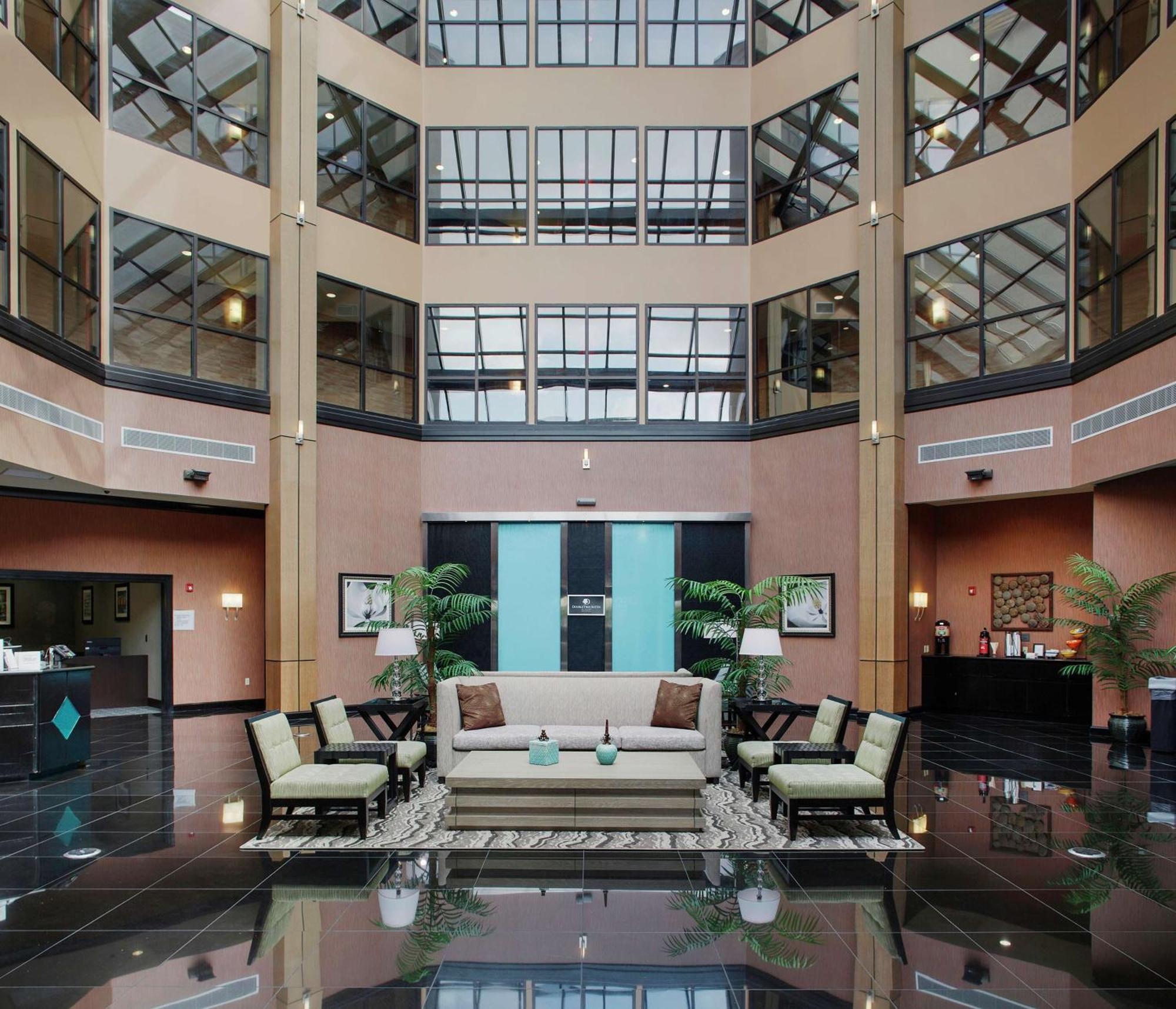 Doubletree By Hilton Hotel Bentonville