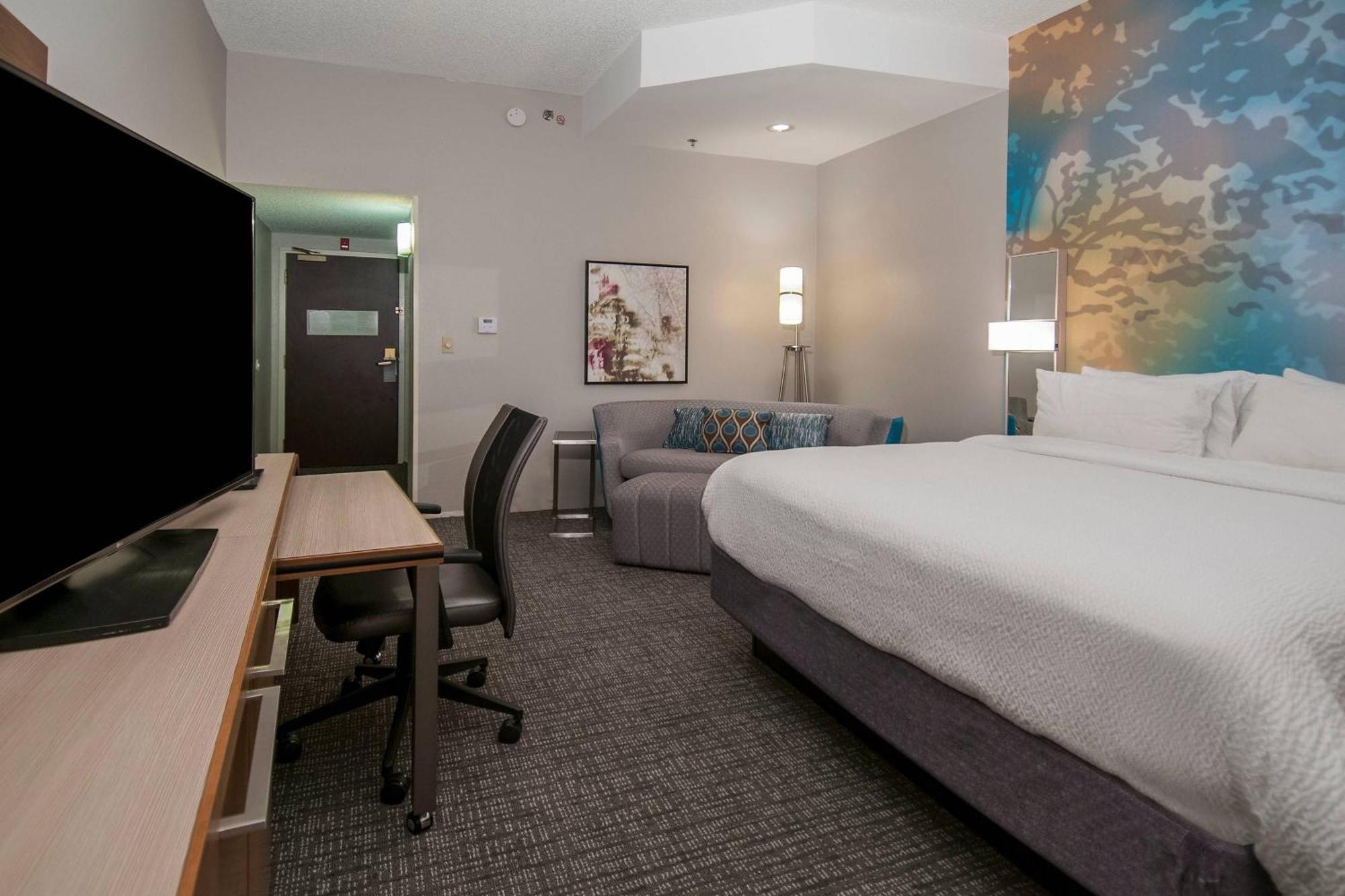 Hotel Courtyard By Marriott