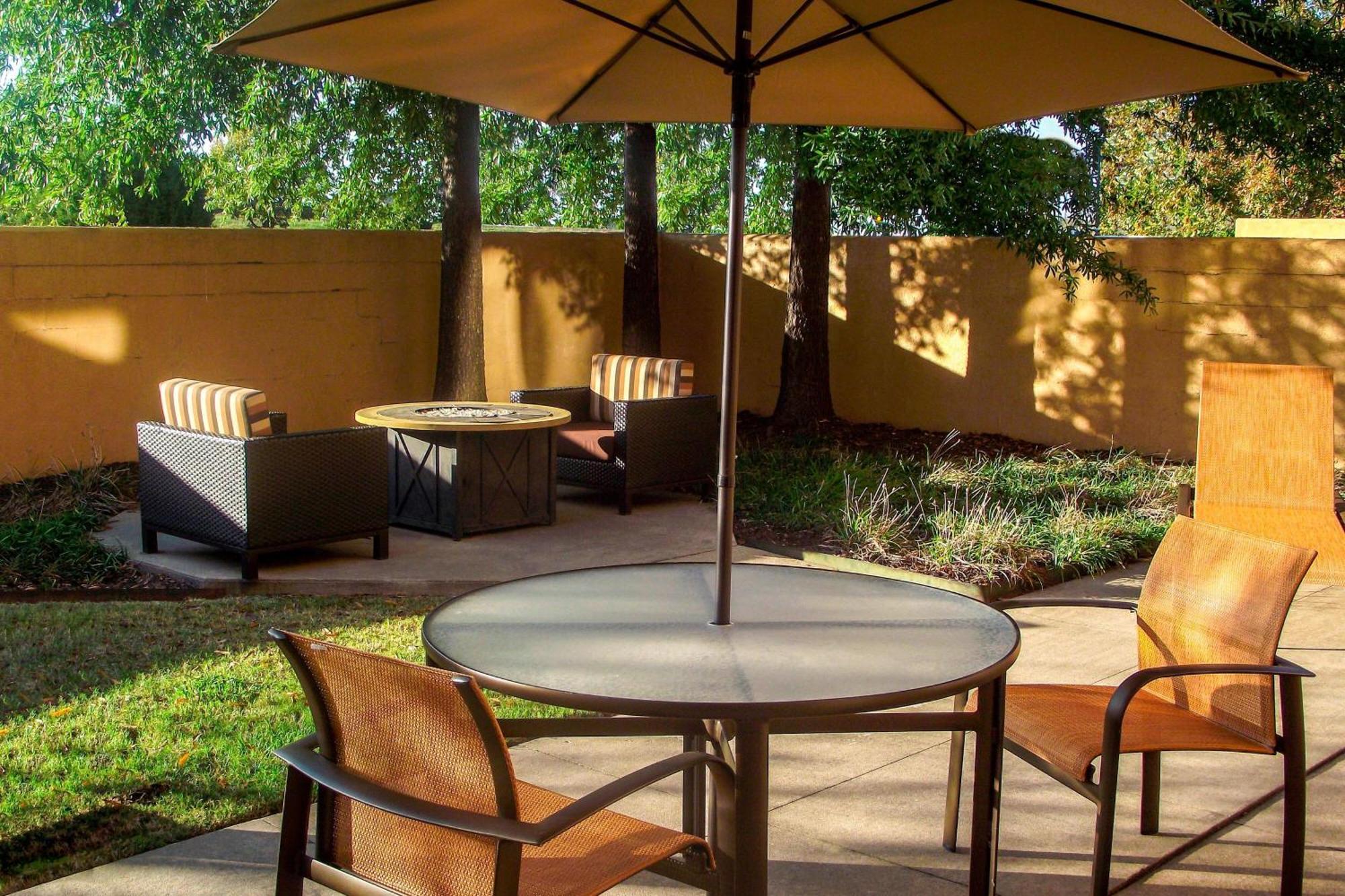 Courtyard By Marriott 3*